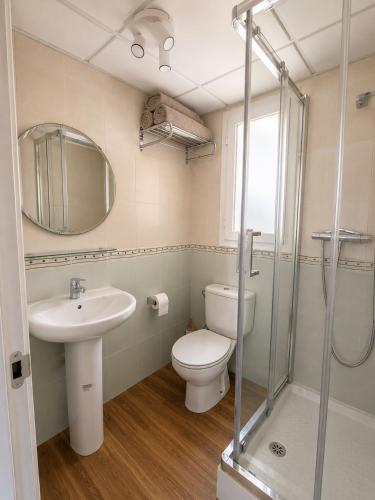 El apartamento de Nuria con piscina a un paso del mar en Denia