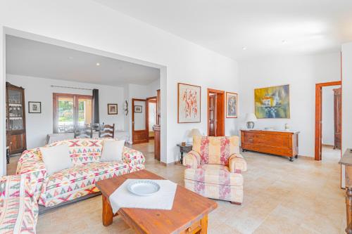 Villa Can Tirana by Home villas 360