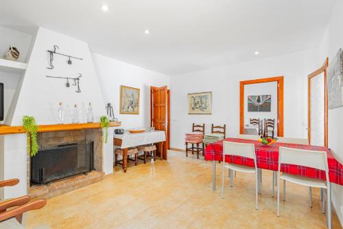 Villa Can Tirana by Home villas 360