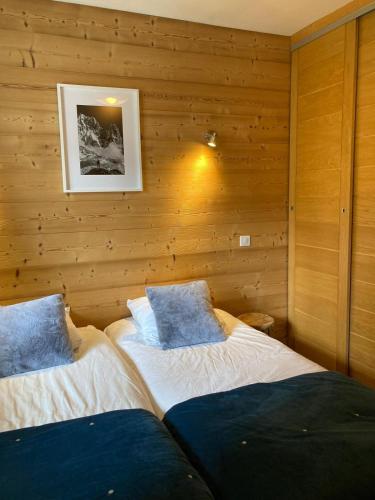 Chalet Marmotte Cocon la Plagne family apartment for 6 adults and 2 children