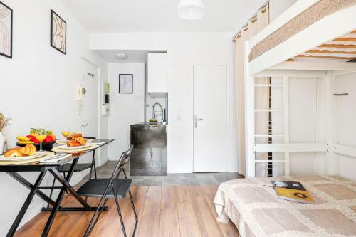 BnBNova - Cozy Stay Near Eiffel Tower & Invalides