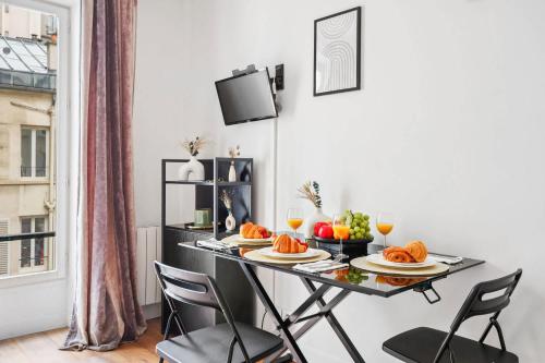 BnBNova - Cozy Stay Near Eiffel Tower & Invalides