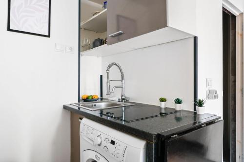 BnBNova - Cozy Stay Near Eiffel Tower & Invalides
