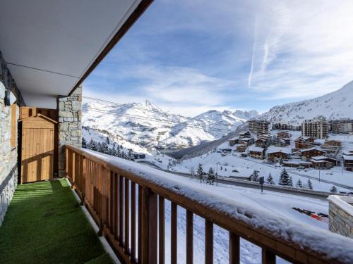 Appartement rénové 3* · Pied des pistes · Balcon · Parking · Wifi