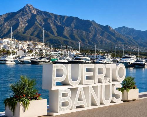 Casa 232 Modern Apartment in the Heart of Puerto Banús