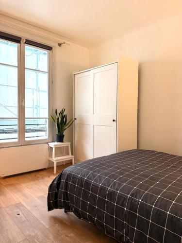 Central Bright Apartment Near Marais