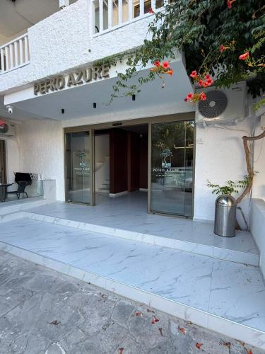 Pefko Azure Rooms & Apartments