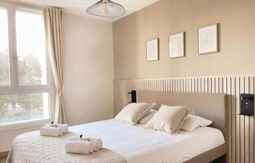 Spacious Family Apartment near Pere Lachaise