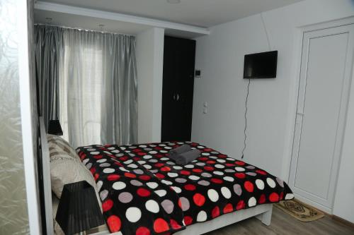 Voodi või voodid majutusasutuse Hotel Elma toas