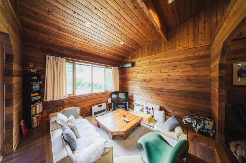 Hakuba Woodpecker Chalet