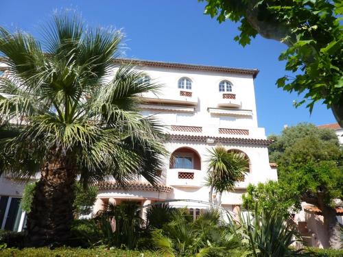 Beau T2 en centre ville avec parking privé