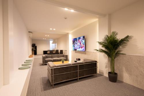 Tasone Stay OSAKA YNS2F