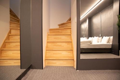Tasone Stay OSAKA YNS2F