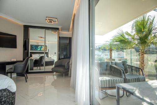 Lazar Lux Suites - Ammoudara
