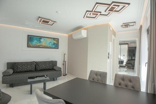Lazar Lux Suites - Ammoudara