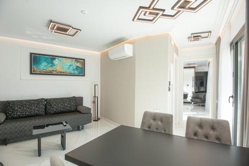 Lazar Lux Suites - Ammoudara