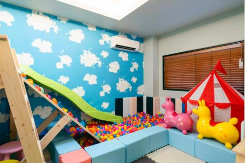 TasoneSTAY KIDS' in NAMBA SUN1F