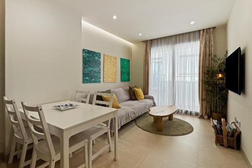 Antika Marbella 1A
