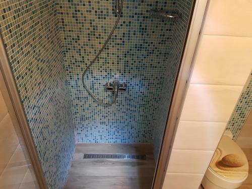 Bilik mandi di Apartment Sutlic
