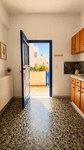 4 Minute Walk To The Beach Budget Friendly Apartment
