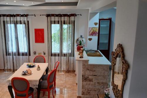 Villa Aspalathus Red, Pool and Panoramic Views to fulfil your Aegean memories