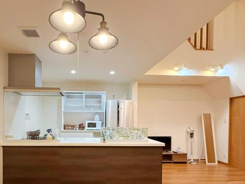 Newly renovated Modern house 3LDK 2 bathrooms and 2 toilets Children's items available Parking available