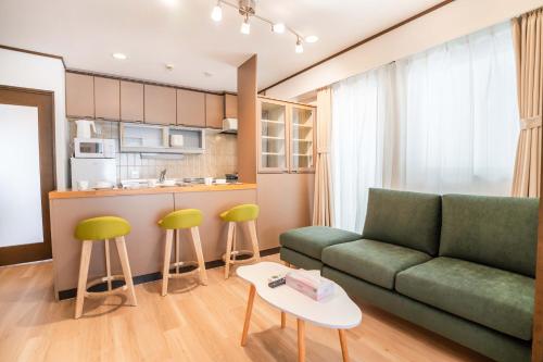 JR Okubo Station 4 Min Walk JR Yamanote Shin Okubo 8 Min Walk Shinjuku 1 Stop Spacious 75sqm 2BR Beautiful Night Views Vibrant Shopping District Sleeps 6