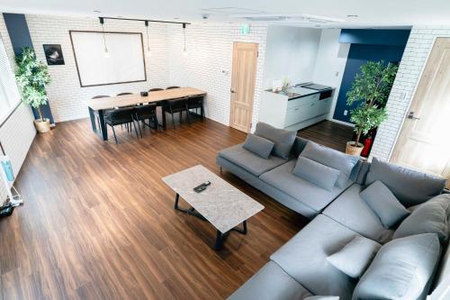 Tasone Stay OSAKA SEK3F
