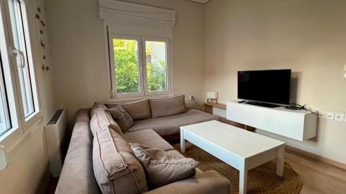 Aeolian Apartment ΙΙΙ