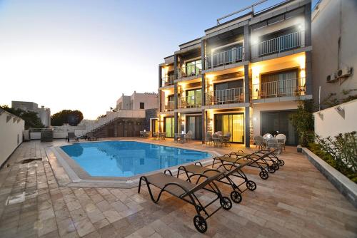 Bazén v ubytování M Suite nebo v jeho okolí