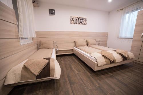 Gallery image of Relax Apartmanház in Mórahalom