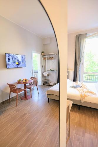 Luma Milano - 2 steps Metro - Duomo&Linate Direct - AC - Balcony