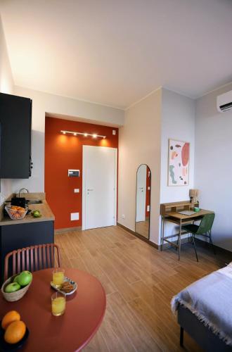 Luma Milano - 2 steps Metro - Duomo&Linate Direct - AC - Balcony
