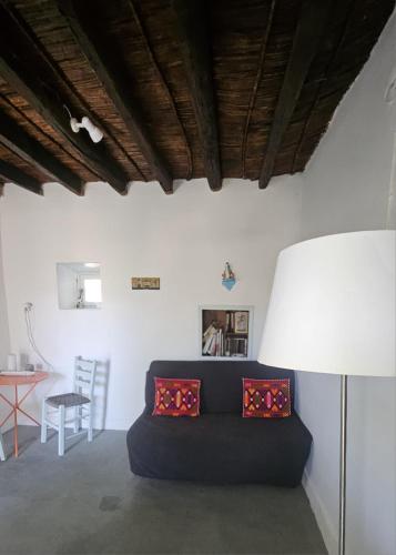 Secluded 200-Year-Old Cycladic Retreat in Milos
