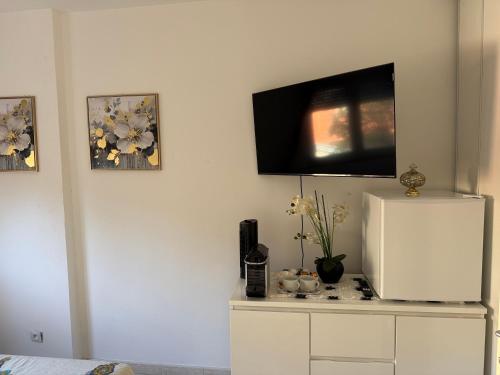 A beautiful room in Nice