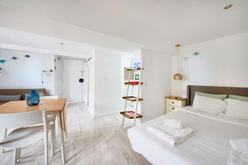 Renovated Alfama Loft, Santa Apolonia