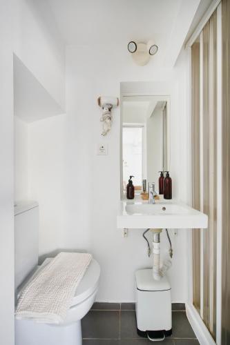 Renovated Alfama Loft, Santa Apolonia