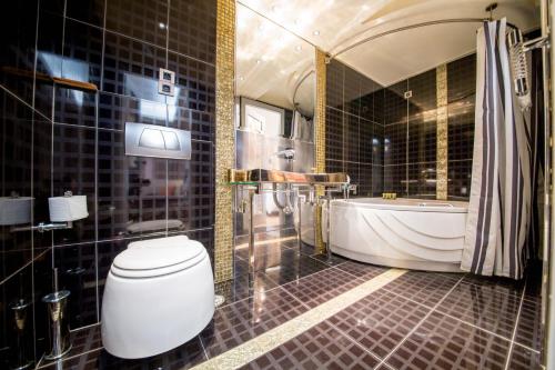 Kúpeľňa v ubytovaní Comfy Boutique Hotel