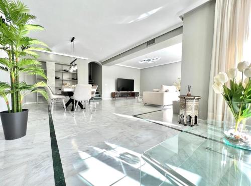 Luxurious Villa on the Golden Mile of Marbella