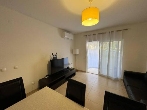 Fantastic 2 Bedroom near beach