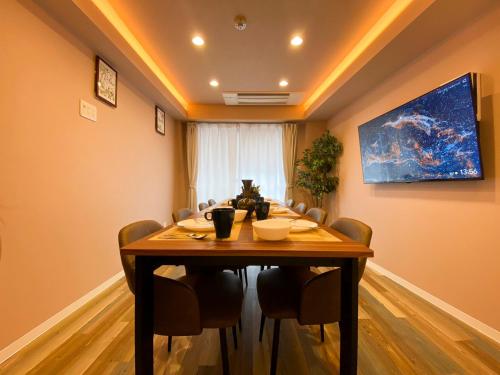 BM47 Elizabeth Garden 3