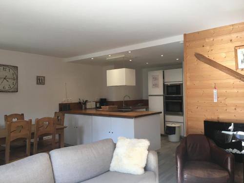 Résidence Aiguille Des Glaciers - Spacieux appartement 4 pièces 8 personnes MAE-4604