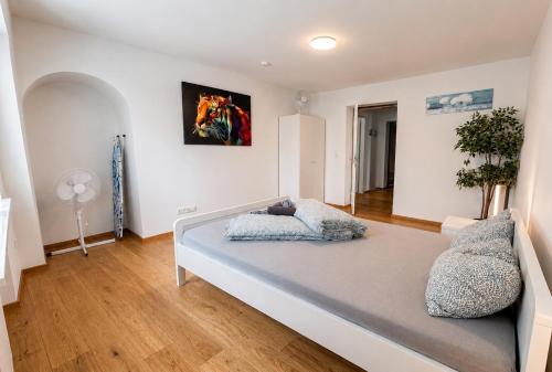 Aldrans Apartment with 3 bedrooms