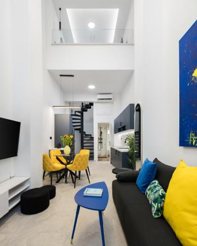 Splash Modern Lofts by BiNoBi!