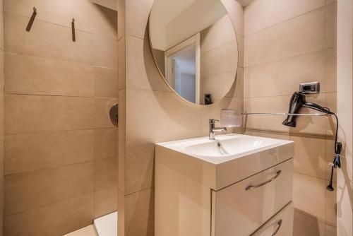 3Br Airport 14' View WiFi AirCond Family&Friends