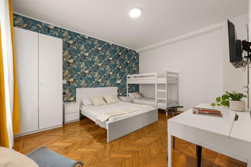 StayEasy Filzi41 - 2 Bedrooms 2 baths - Central Station