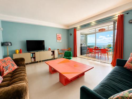 Appt 4 chambres-vue mer - piscine - parking