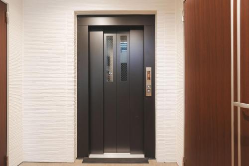 如意101 全新电梯公寓 可住4人 交通方便 步行车站3分钟