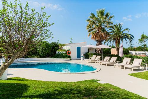Villa Óscar by Garvetur