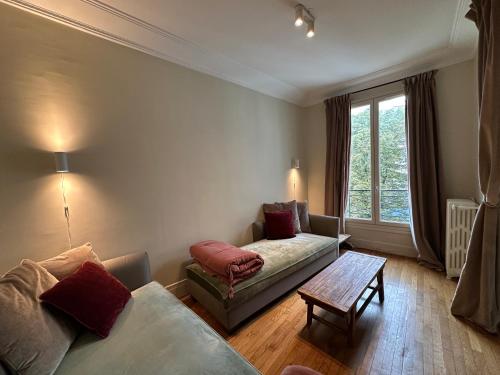 Parisian Home - Saint Germain